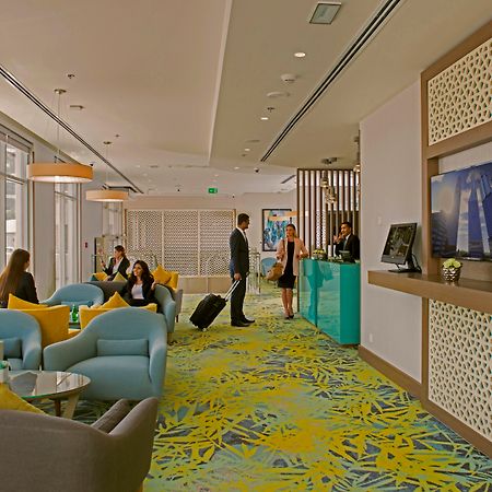 メナ プラザ ホテル アルバーシャ ドバイ エクステリア 写真